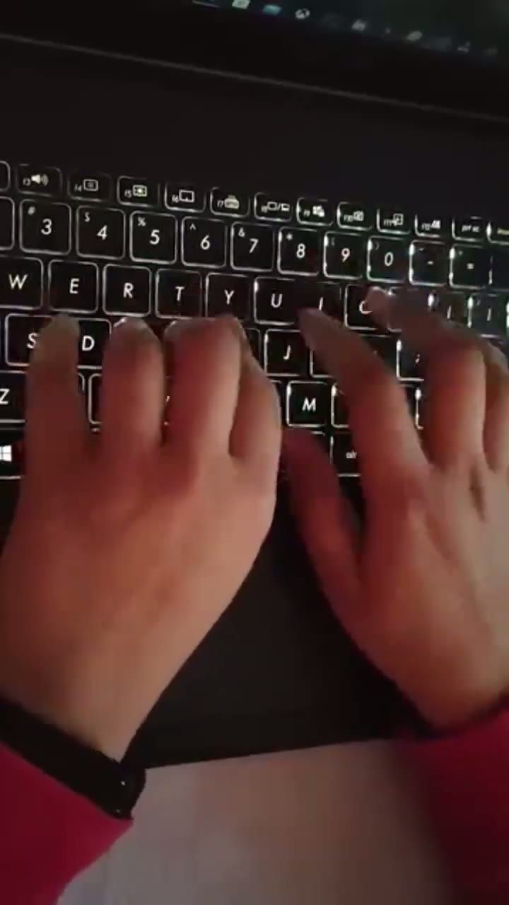 software Engineer _ coding _ typing speed - learn too fun (720p, h264)
